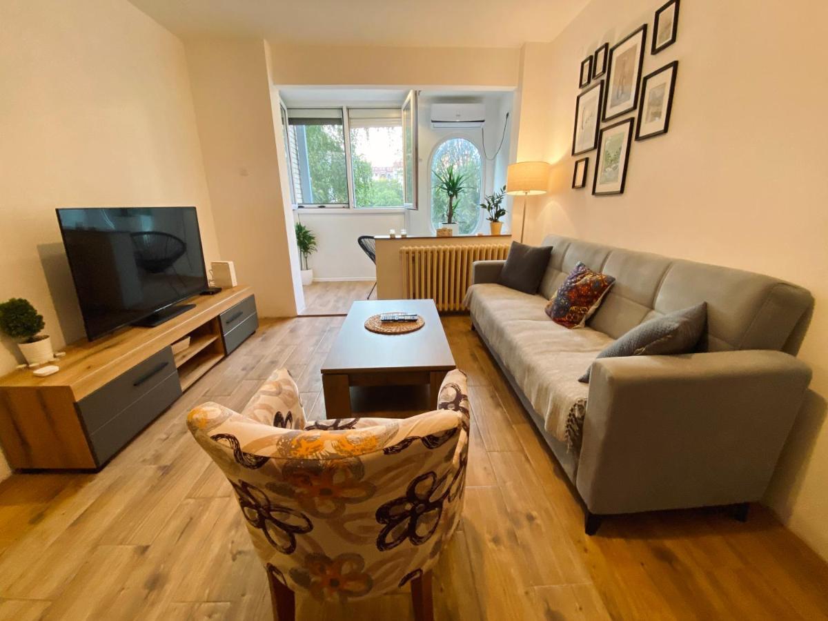Apartman Ann II Панчево Экстерьер фото